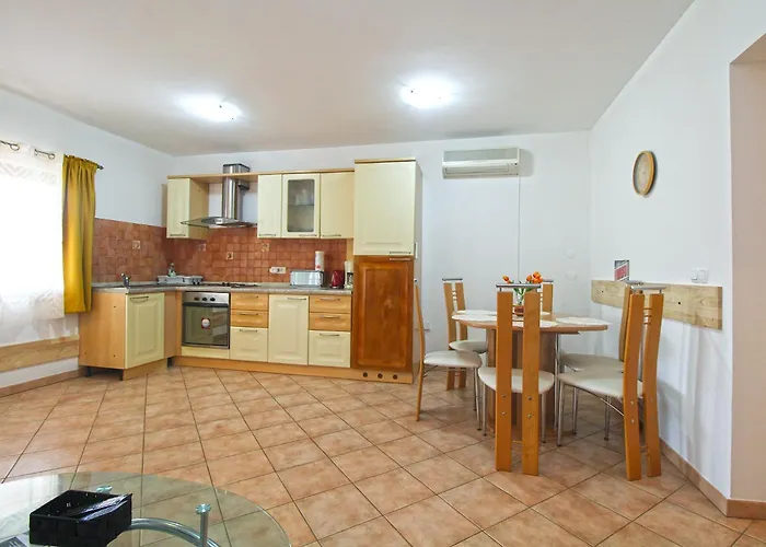 Apartament Richard 2319 Pjescana Uvala