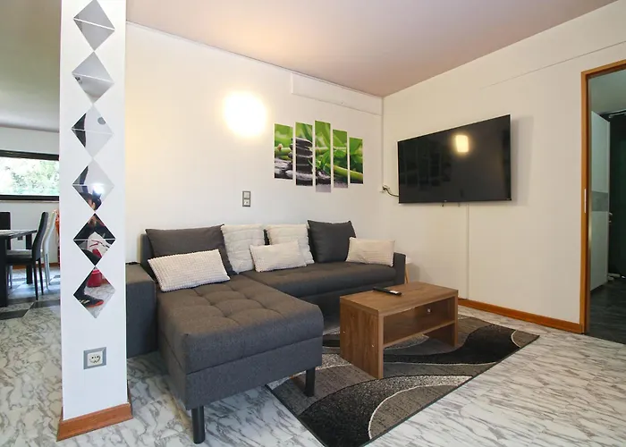 Richard 2319 Apartament